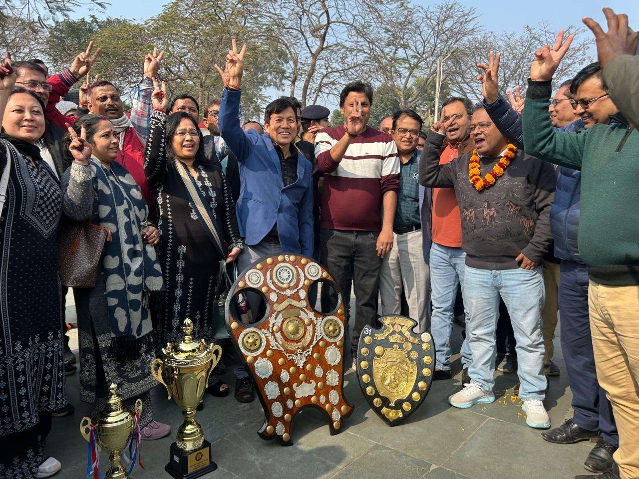 प्रतिष्ठित विशिष्ट रेल सेवा में कटिहार को मिले चार शील्ड