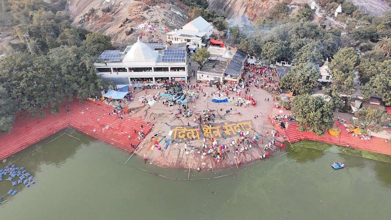 मंदार तराई में सफा अनुयायियों के साथ संथाल सनातनियों का उमड़ा सैलाब