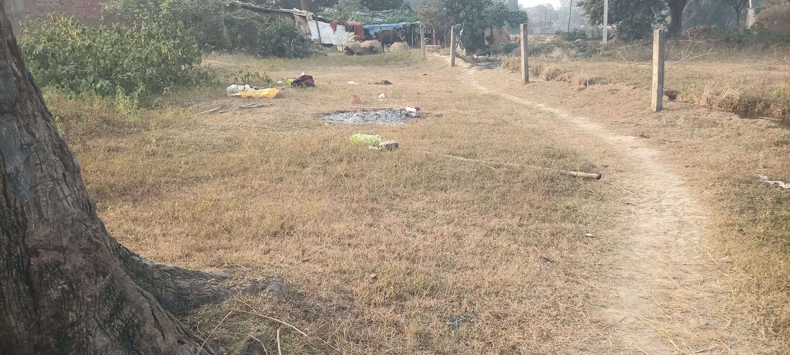 दो गज जमीन भी नसीब नहीं… अब खाक होने की जगह तलाश रहे गोड़ारी के मुर्दे