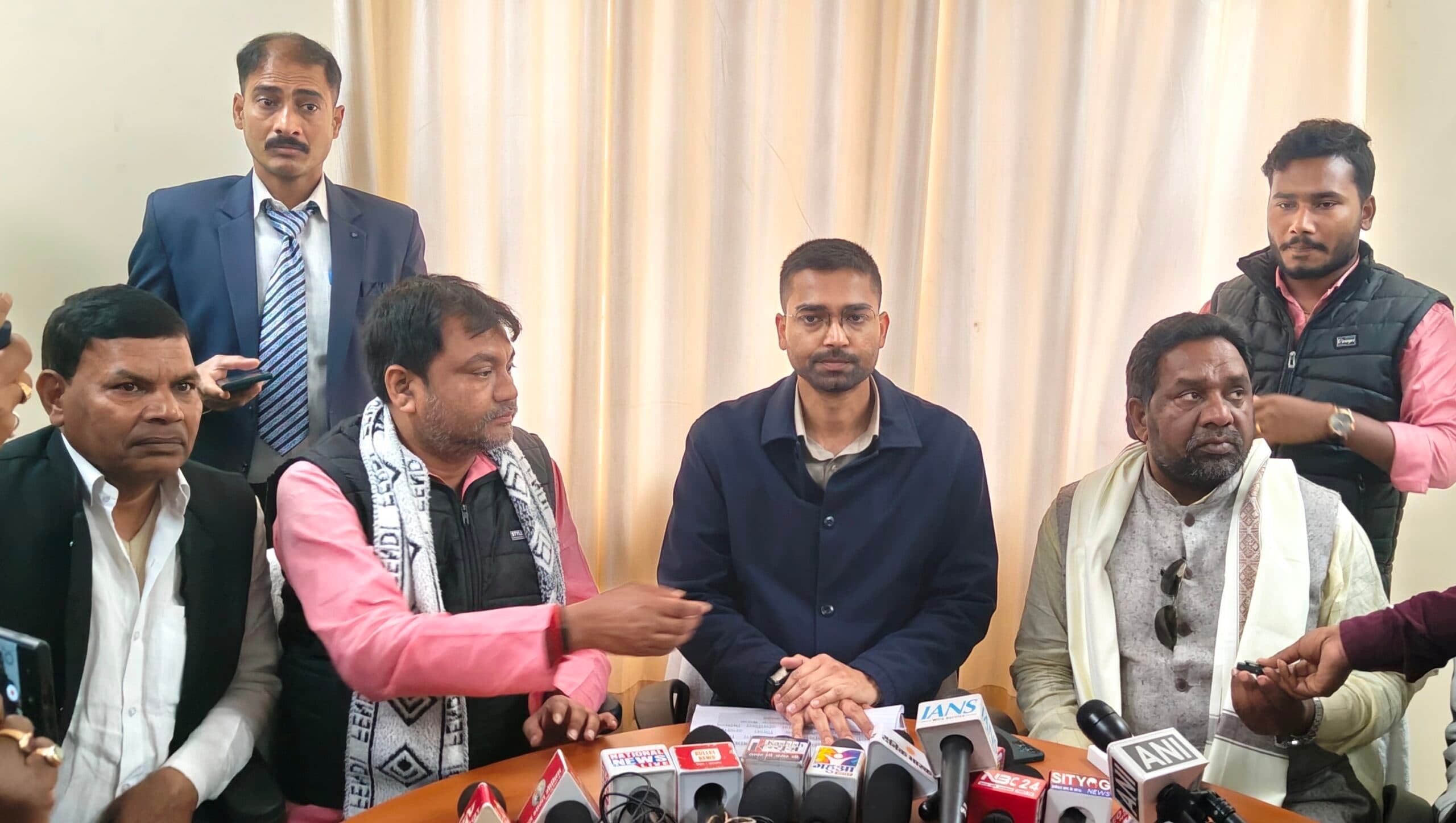 जिला पर्षद की जमीन को विकसित कर बढ़ाये जायेंगे आय के स्रोत : मंत्री