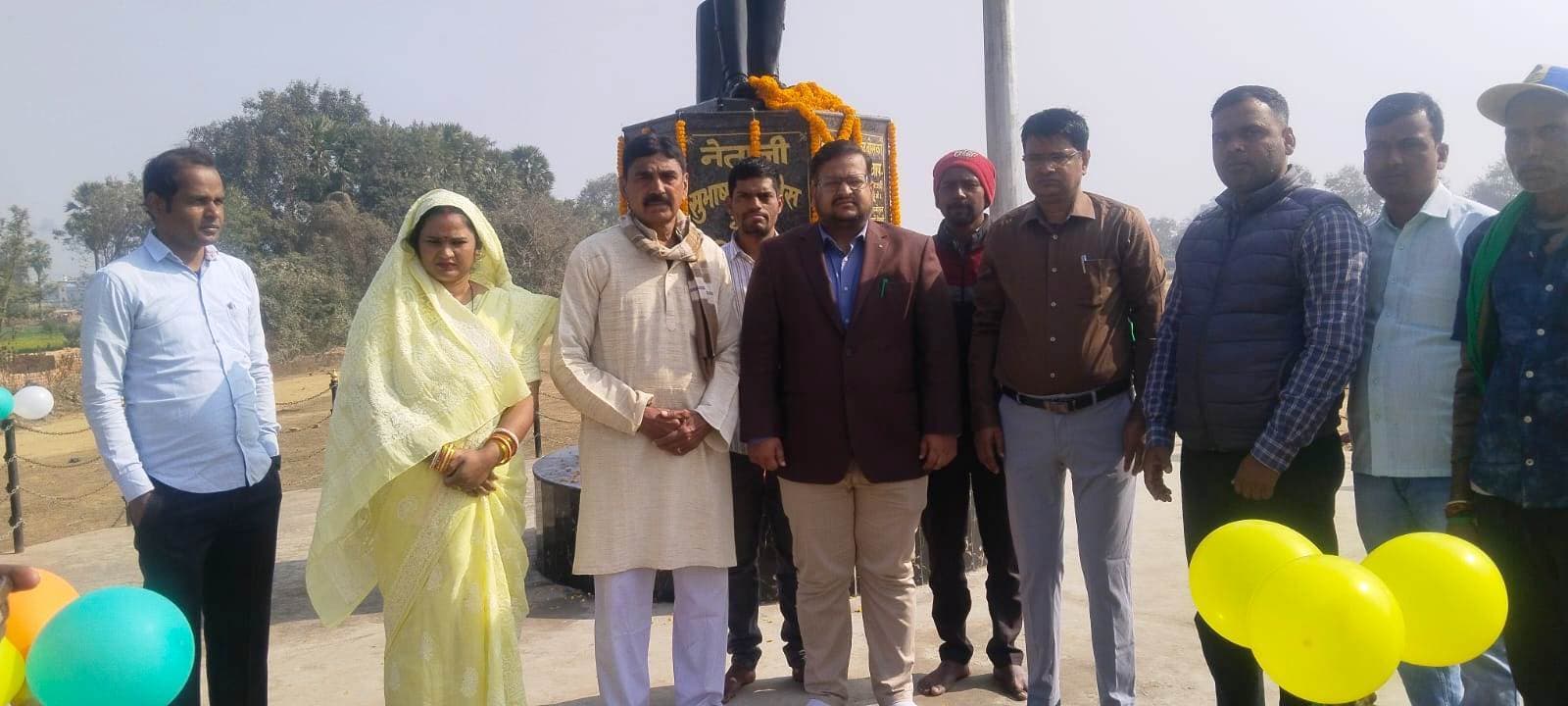 चौरम की ऐतिहासिक धरती पर नेताजी सुभाष चंद्र बोस को किया गया नमन