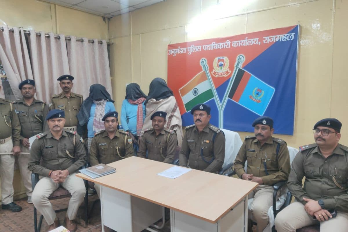 साहिबगंज मर्डर केस का 24 घंटे में खुलासा: जमीन विवाद में हुई थी हत्या, पुलिस ने तीन आरोपियों को दबोचा