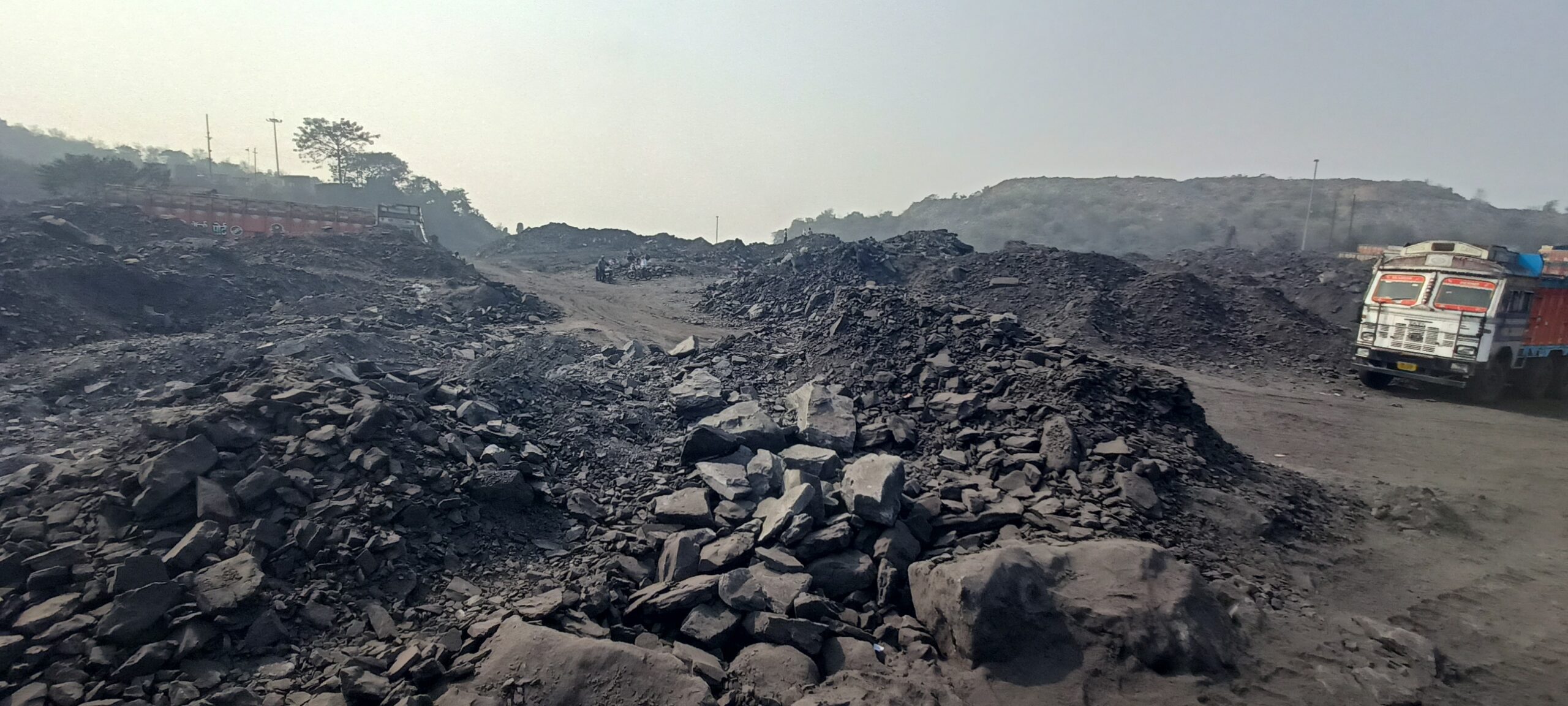 चितरा कोलियरी कोयला उत्पादन लक्ष्य से पिछड़ा, करोड़ों का नुकसान
