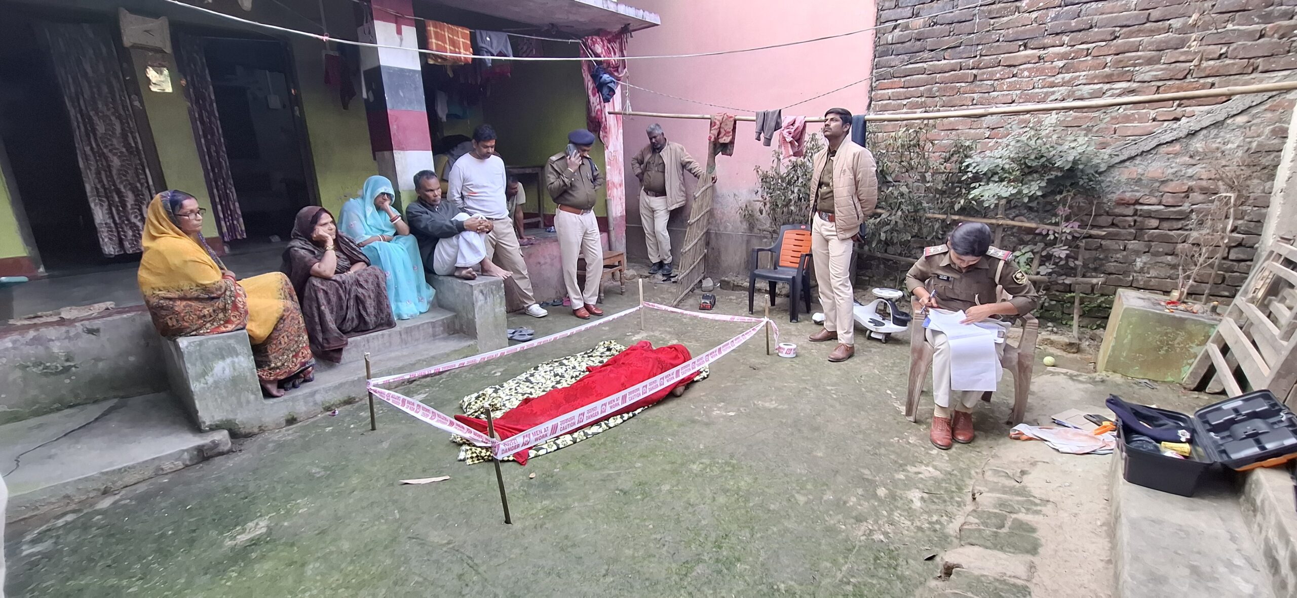 संदिग्ध परिस्थिति में विवाहिता की मौत, पति को पुलिस ने लिया हिरासत में