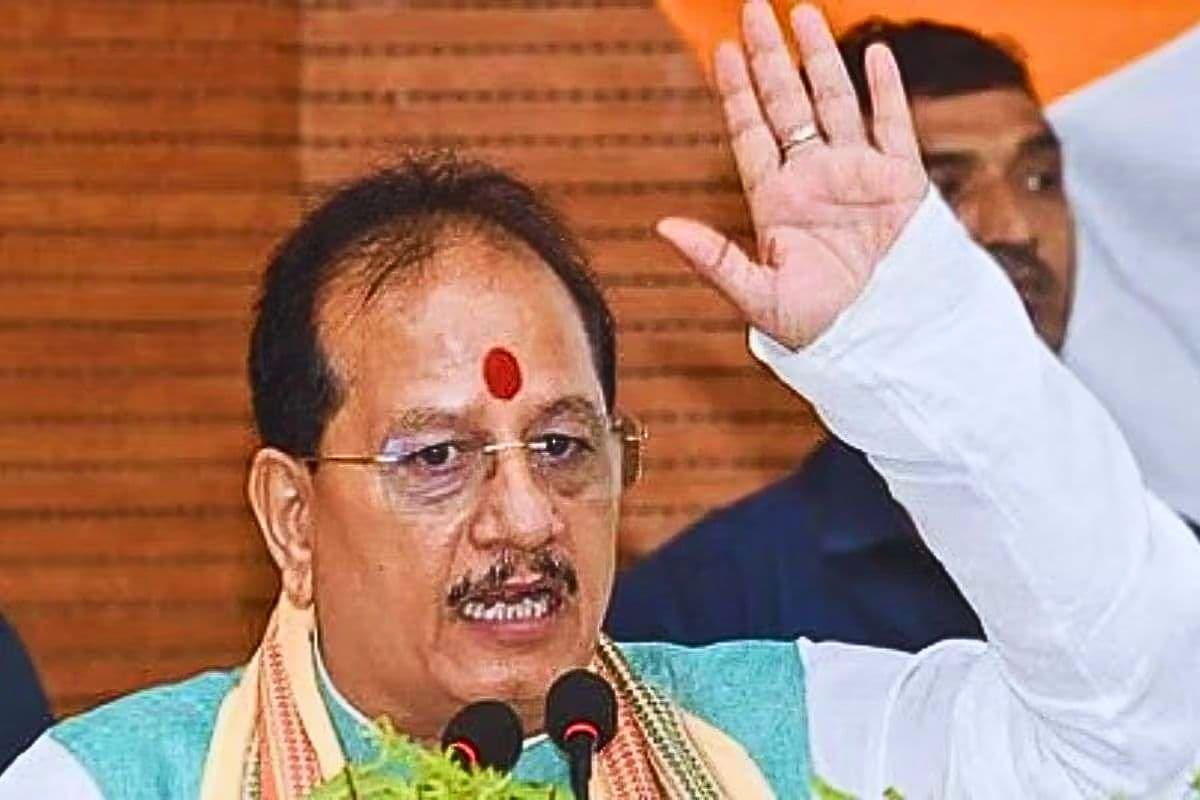 सीमांचल में जमीन कब्जे पर एक्शन मोड में नीतीश सरकार, विजय सिन्हा ने किया ये बड़ा ऐलान सीमांचल में जमीन कब्जे पर एक्शन मोड में नीतीश सरकार, विजय सिन्हा ने किया ये बड़ा ऐलान