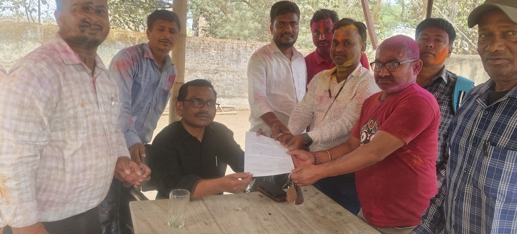 मानदेय नहीं मिलने से नाराज मनरेगा कर्मी नौ मार्च से रहेंगे हड़ताल पर