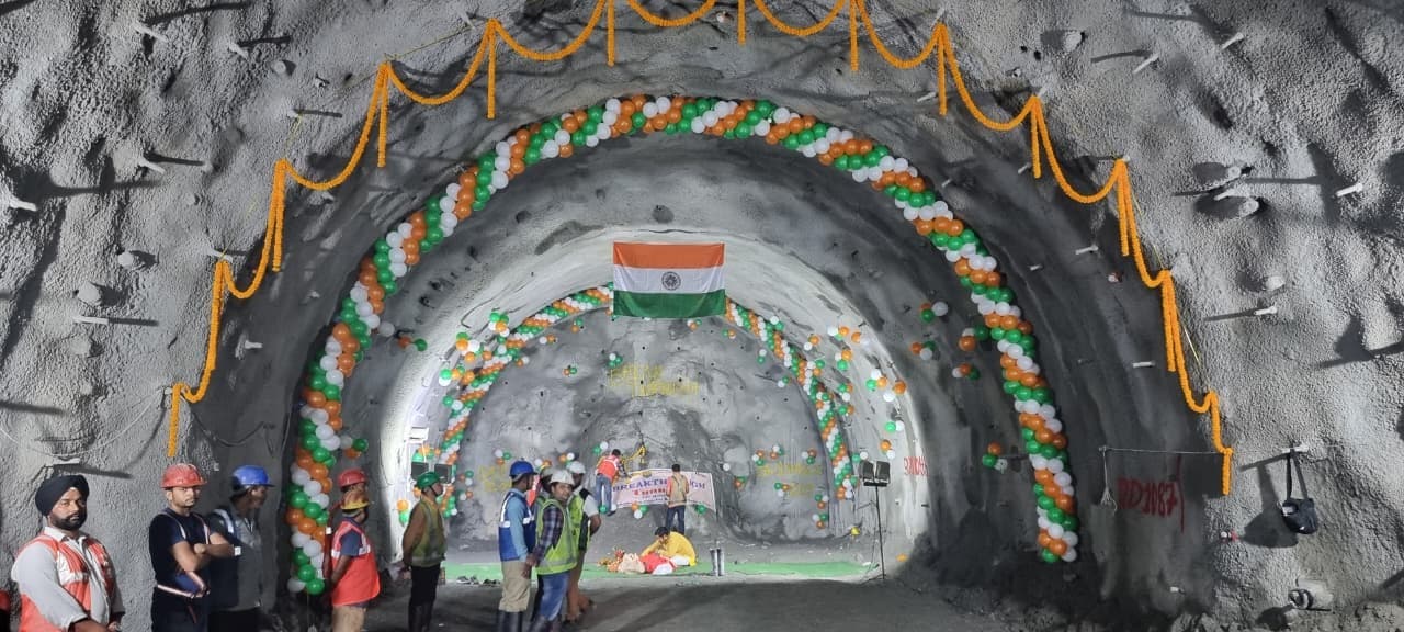 -रंगपो रेल परियोजना में एनएफआर को टनल संख्या 8 में बड़ी सफलता