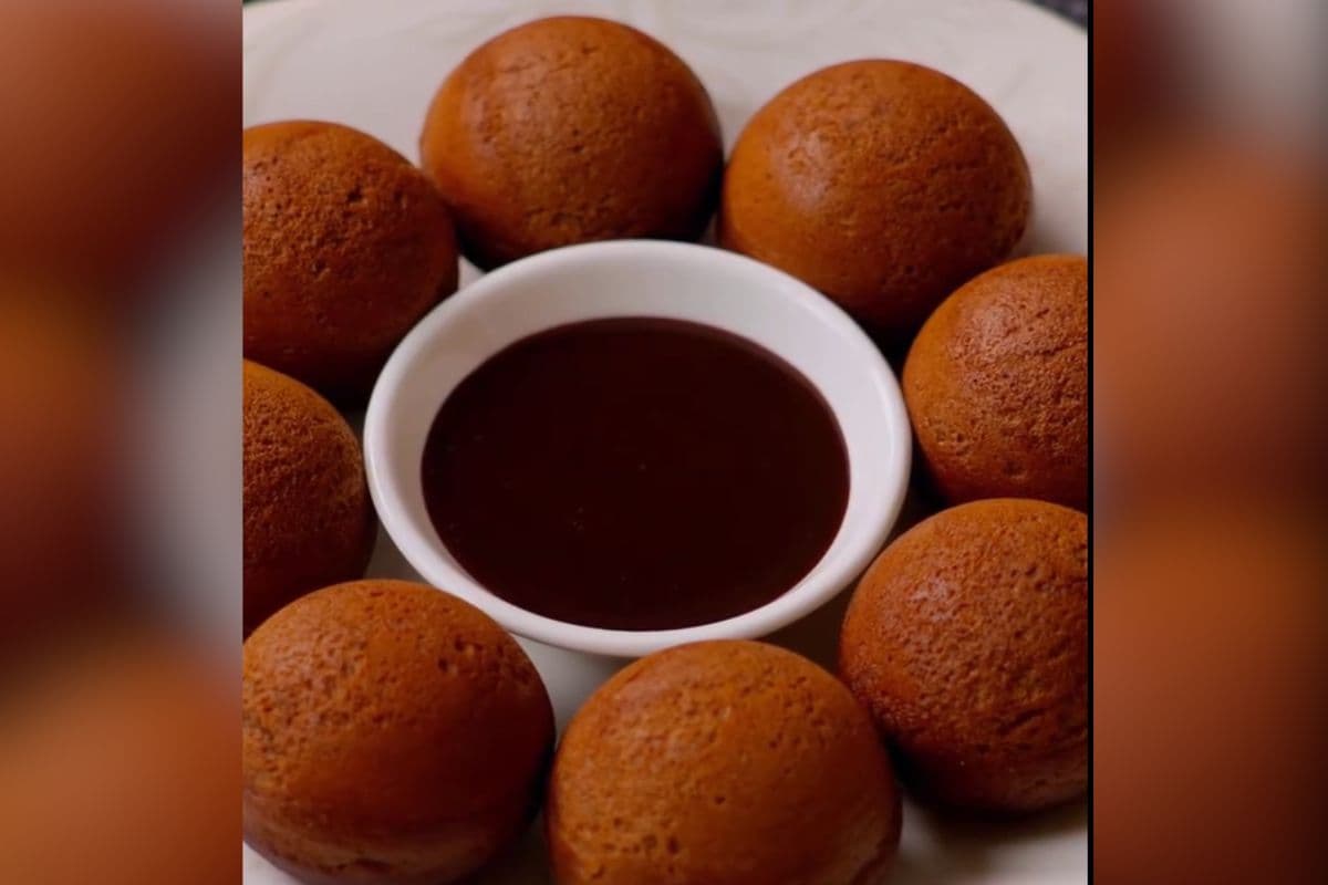 मीठा खाने का है मन तो ट्राई करें कबिता सिंह की मिनी अप्पे केक रेसिपी