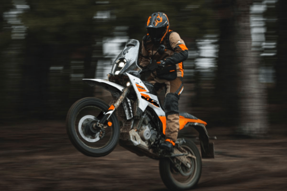 KTM 390 Duke KTM 390 Duke