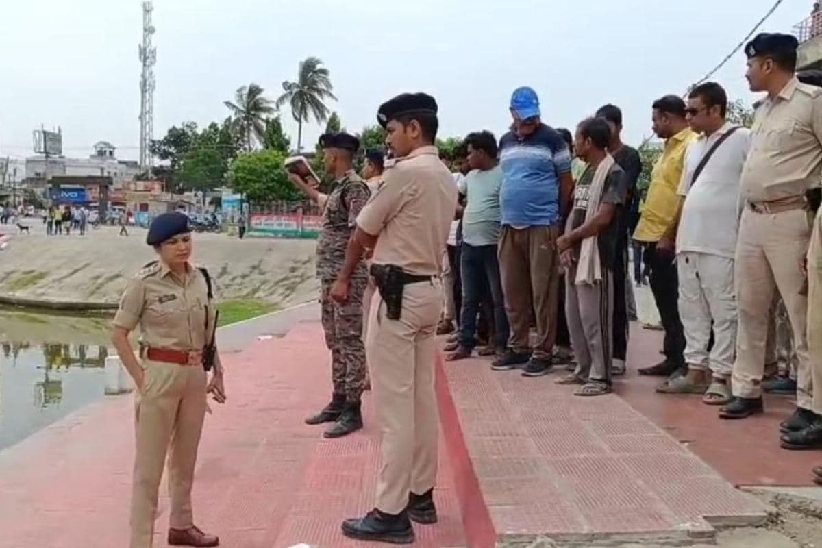 Muzaffarpur Crime teen girl death pond suicide or murder investigation brahmpura Muzaffarpur Crime teen girl death pond suicide or murder investigation brahmpura