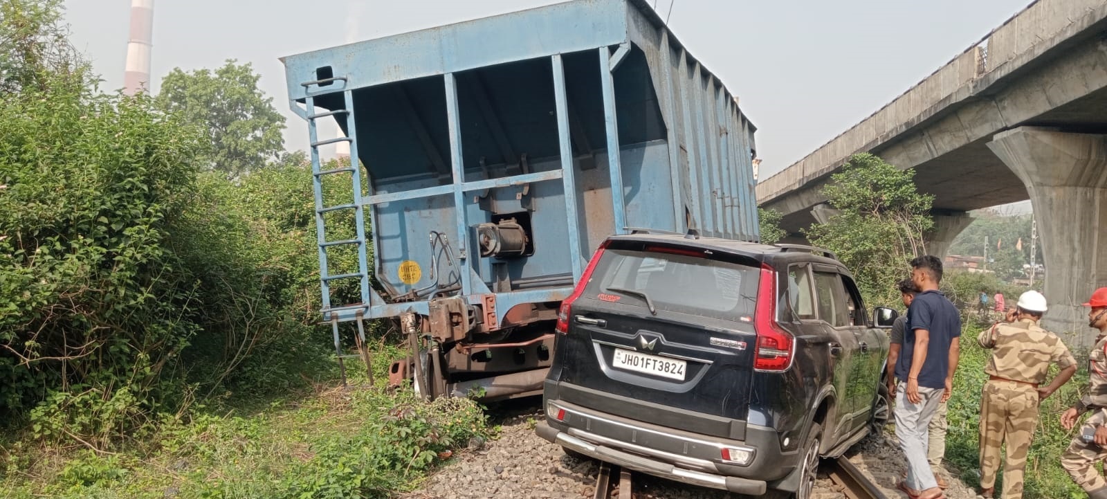Bokaro News : बोकारो थर्मल में पावर प्लांट से बाहर दौड़ी मालगाड़ी, मची अफरातफरी