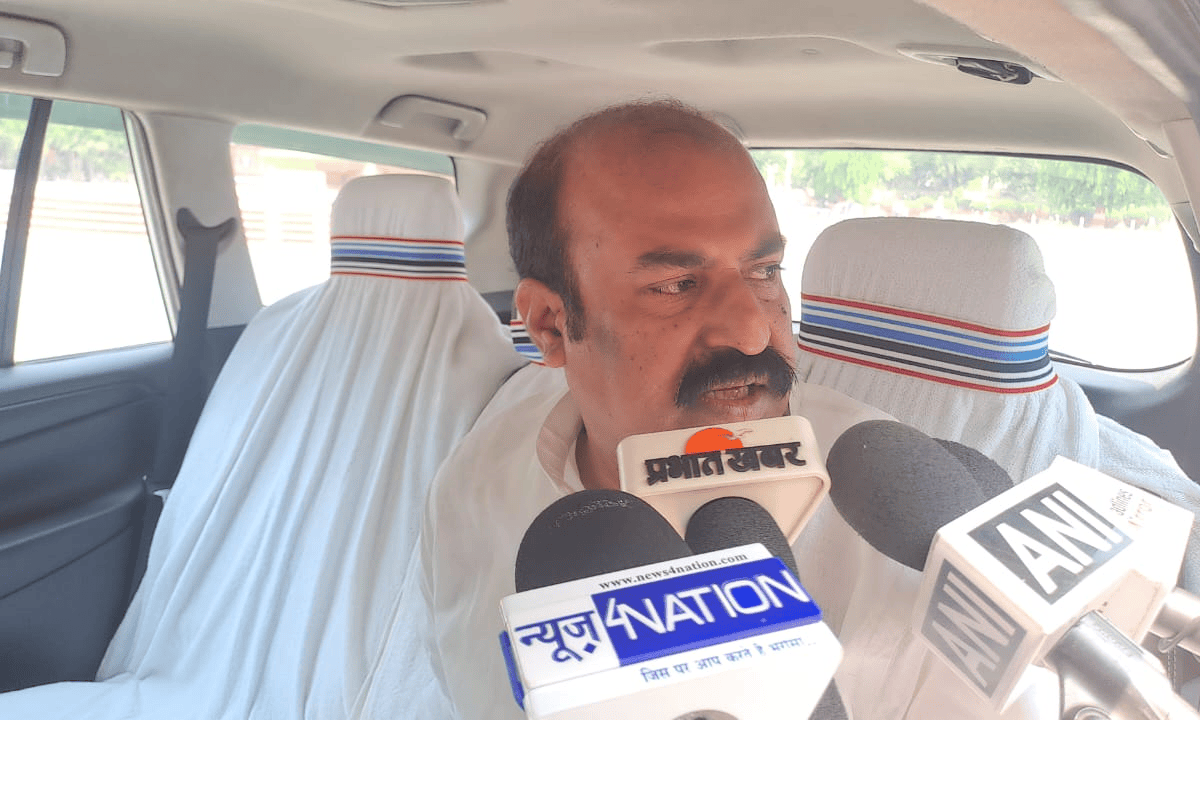 Anant Singh Bijendra Yadav Vijay Chaudhary reached 1 Anne Marg Anant Singh Bijendra Yadav Vijay Chaudhary reached 1 Anne Marg