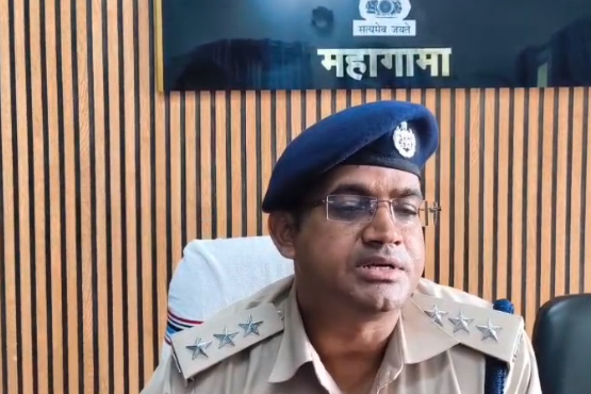 गोड्डा में आधी रात को कट्टा लहराकर मचा रहे थे गदर, महागामा पुलिस ने बुलेट और KTM के साथ 3 को दबोचा