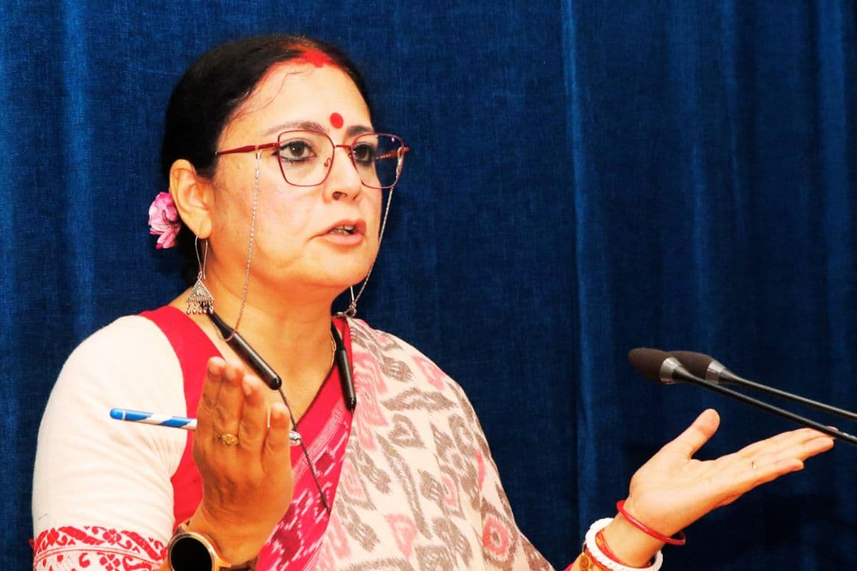 Agnimitra Paul Daily Yoga Sessions in Schools West Bengal News Today Agnimitra Paul Daily Yoga Sessions in Schools West Bengal News Today