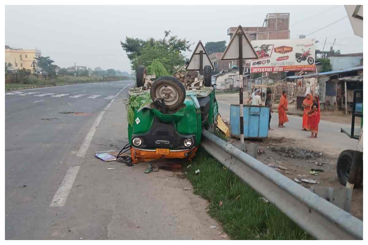 Madhubani News -fulparas-nh-27-lohiya-chowk-truck-auto-accident-passengers-injured-darbhanga-refer Madhubani News -fulparas-nh-27-lohiya-chowk-truck-auto-accident-passengers-injured-darbhanga-refer