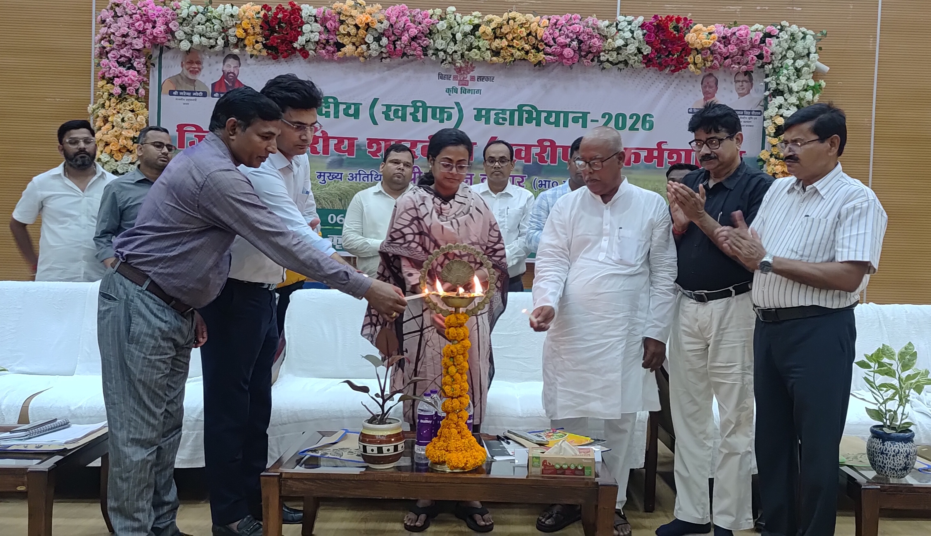 खरीफ महाअभियान 2026 को मिली नयी गति, वैज्ञानिक खेती के गुर सीखेंगे किसान खरीफ महाअभियान 2026 को मिली नयी गति, वैज्ञानिक खेती के गुर सीखेंगे किसान