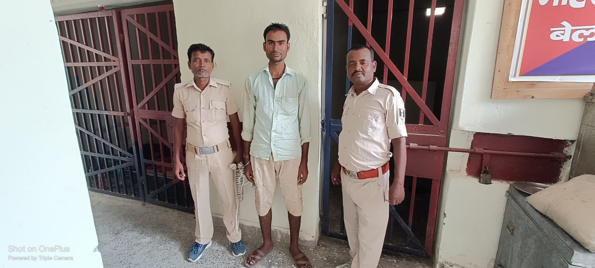 पान दुकान की आर में गांजा के साथ दुकानदार गिरफ्तार