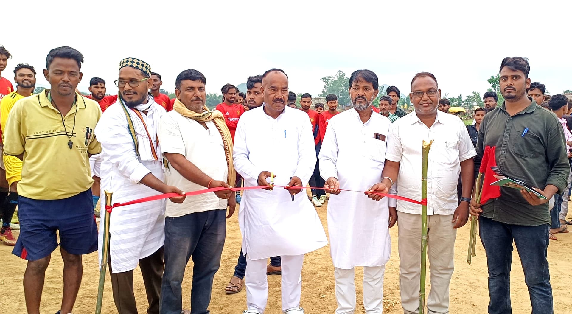कोनहराकला में फुटबॉल प्रतियोगिता का शुभारंभ