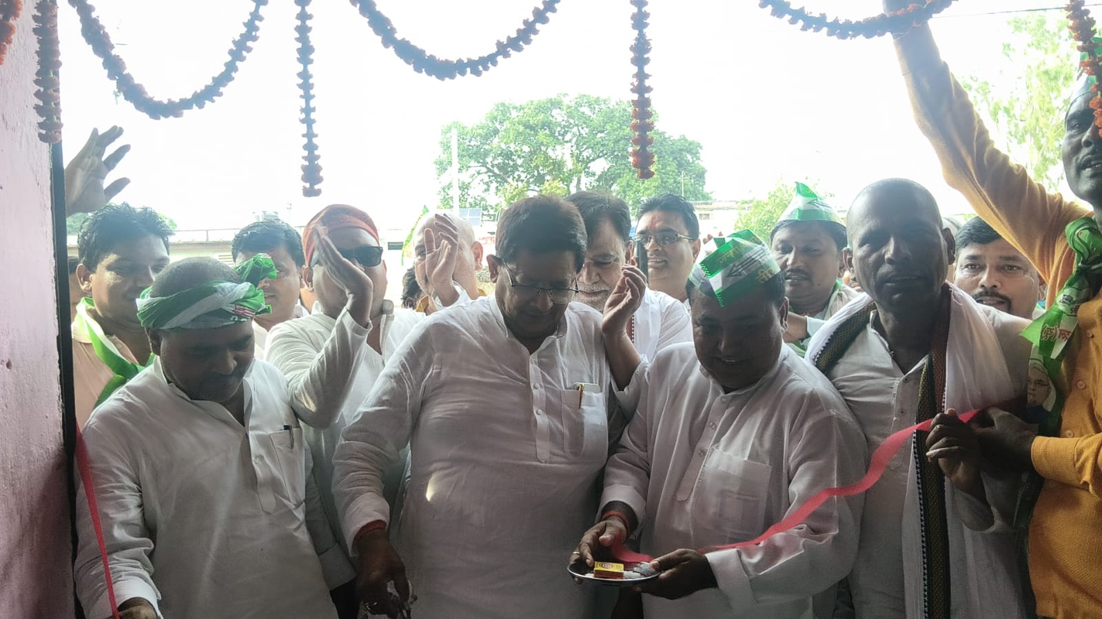 गया जी : गुरारू में जदयू के नए प्रखंड कार्यालय का उद्घाटन, संगठन को मजबूत करने पर जोर