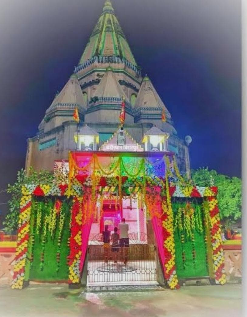 सहरसा के विराटपुर मां चंडिका स्थान में उमड़ी भीड़: सुख-समृद्धि की मांगी मन्नतें