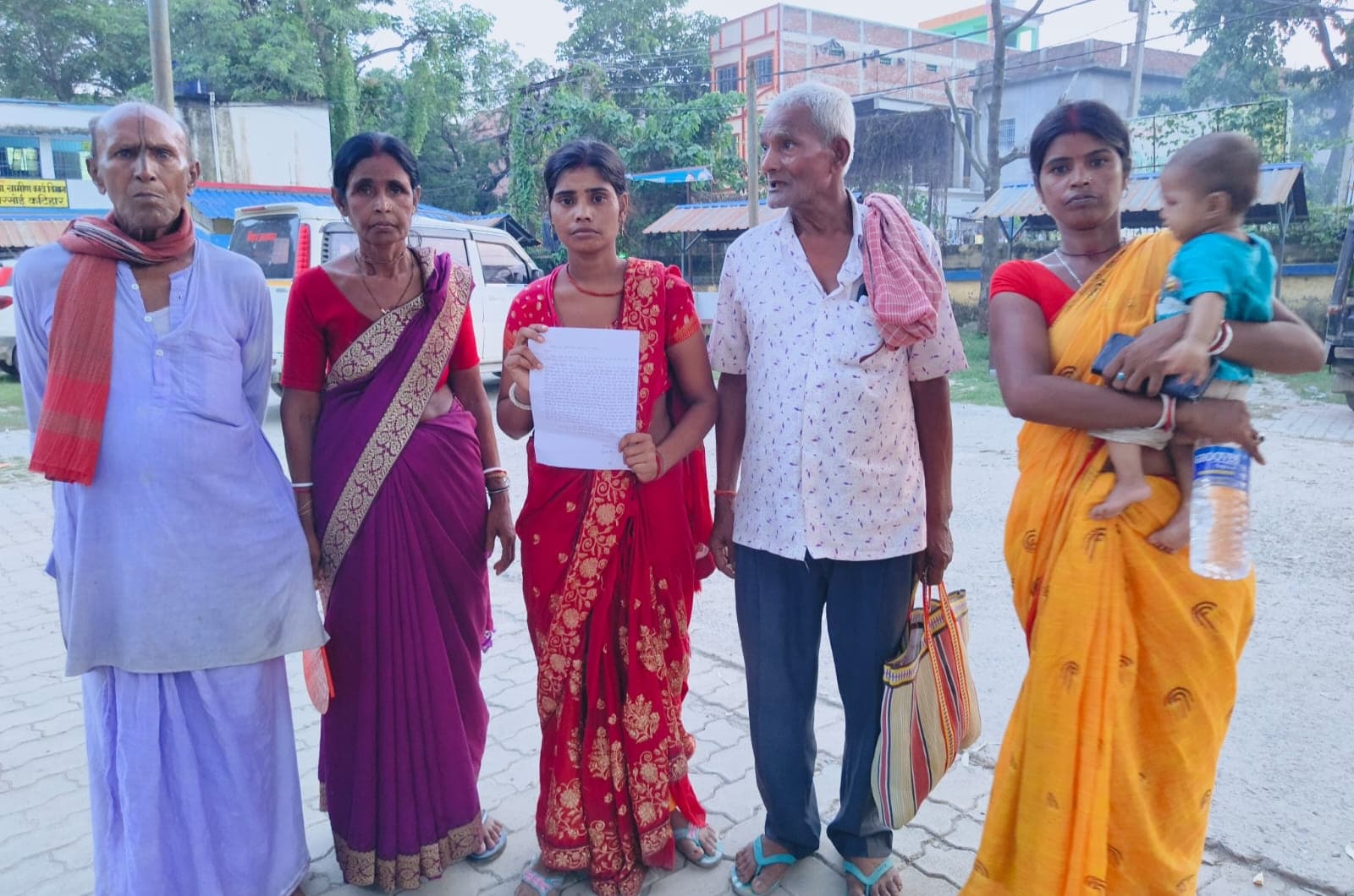 दहेज में तीन लाख और बाइक नहीं मिली तो, गर्म पानी डालने और हत्या के प्रयास का आरोप