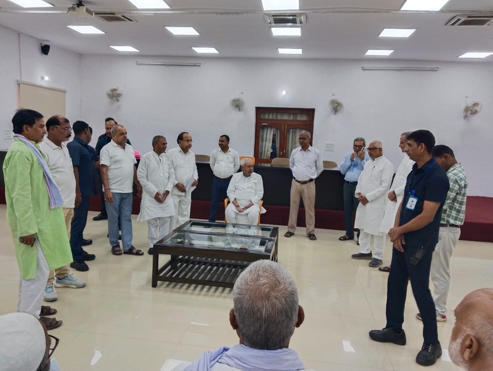 जदयू के प्रदेश महासचिव बनने के बाद औंकार यादव ने नीतीश कुमार से की मुलाकात, संगठन मजबूत करने का लिया संकल्प