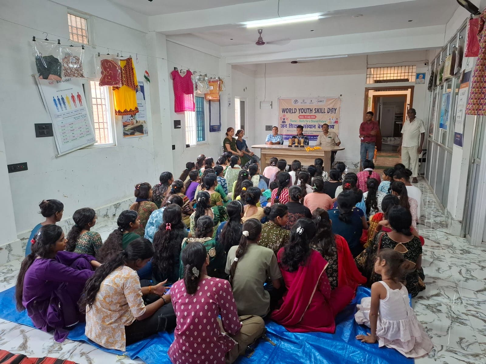 बेगूसराय: विश्व युवा कौशल दिवस पर बेगूसराय में प्रतिभा का प्रदर्शन, प्रशिक्षणार्थियों ने दिखाई रचनात्मकता