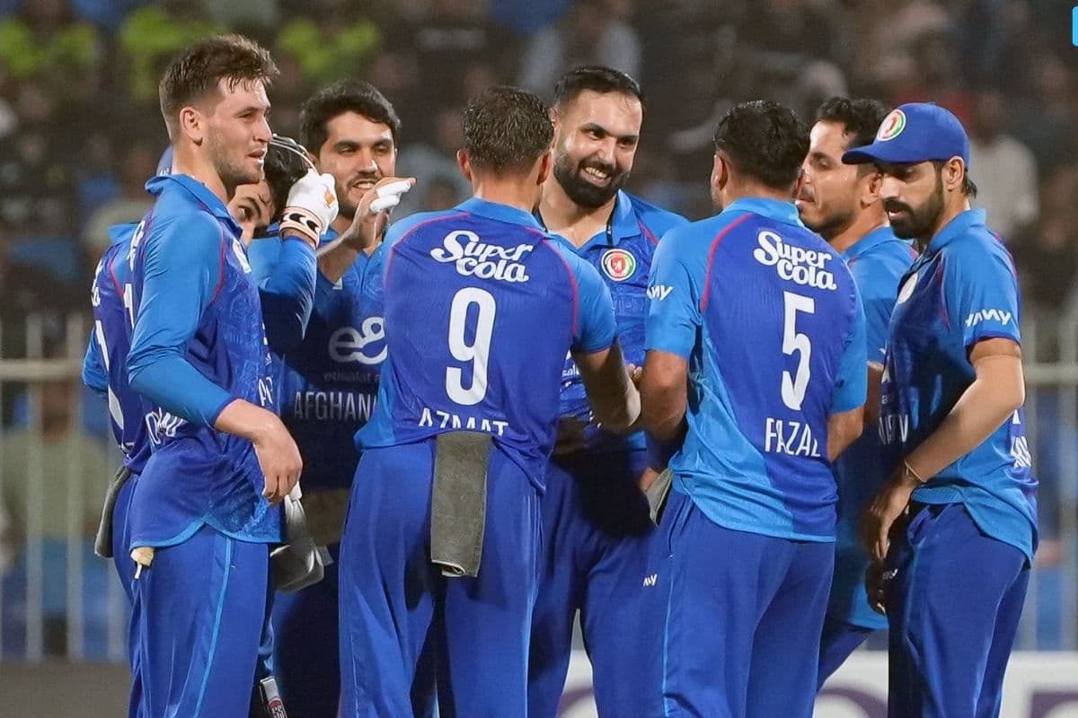 अफगानिस्तान के विश्व रिकॉर्ड से दुनिया हैरान, दुबई में UAE के खिलाफ 4 रन से मैच जीतकर रचा इतिहास