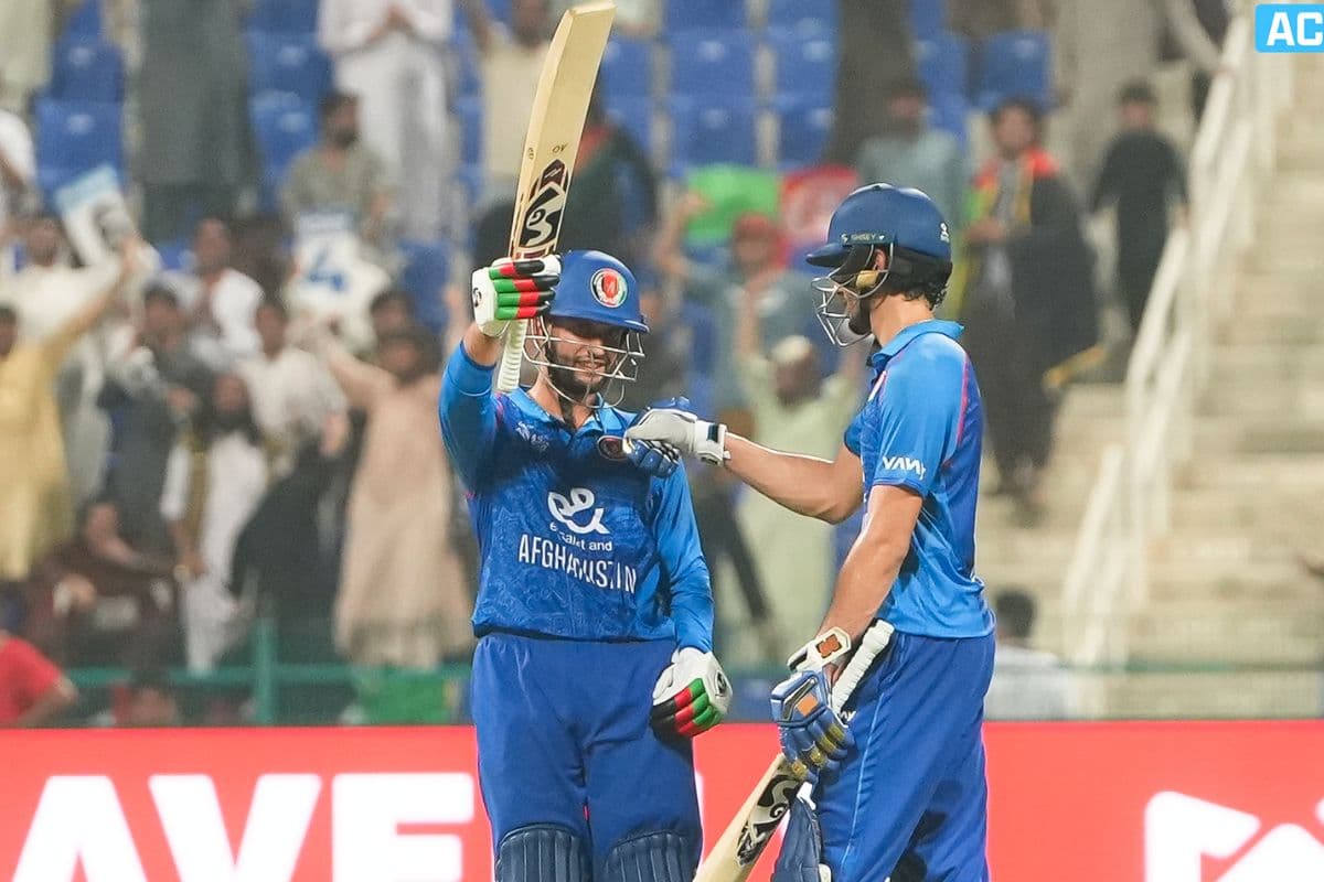 Asia Cup: उमरजई ने अफगानिस्तान के लिए जड़ दिया T20I का फास्टेस्ट फिफ्टी, हांगकांग के खिलाफ तूफान