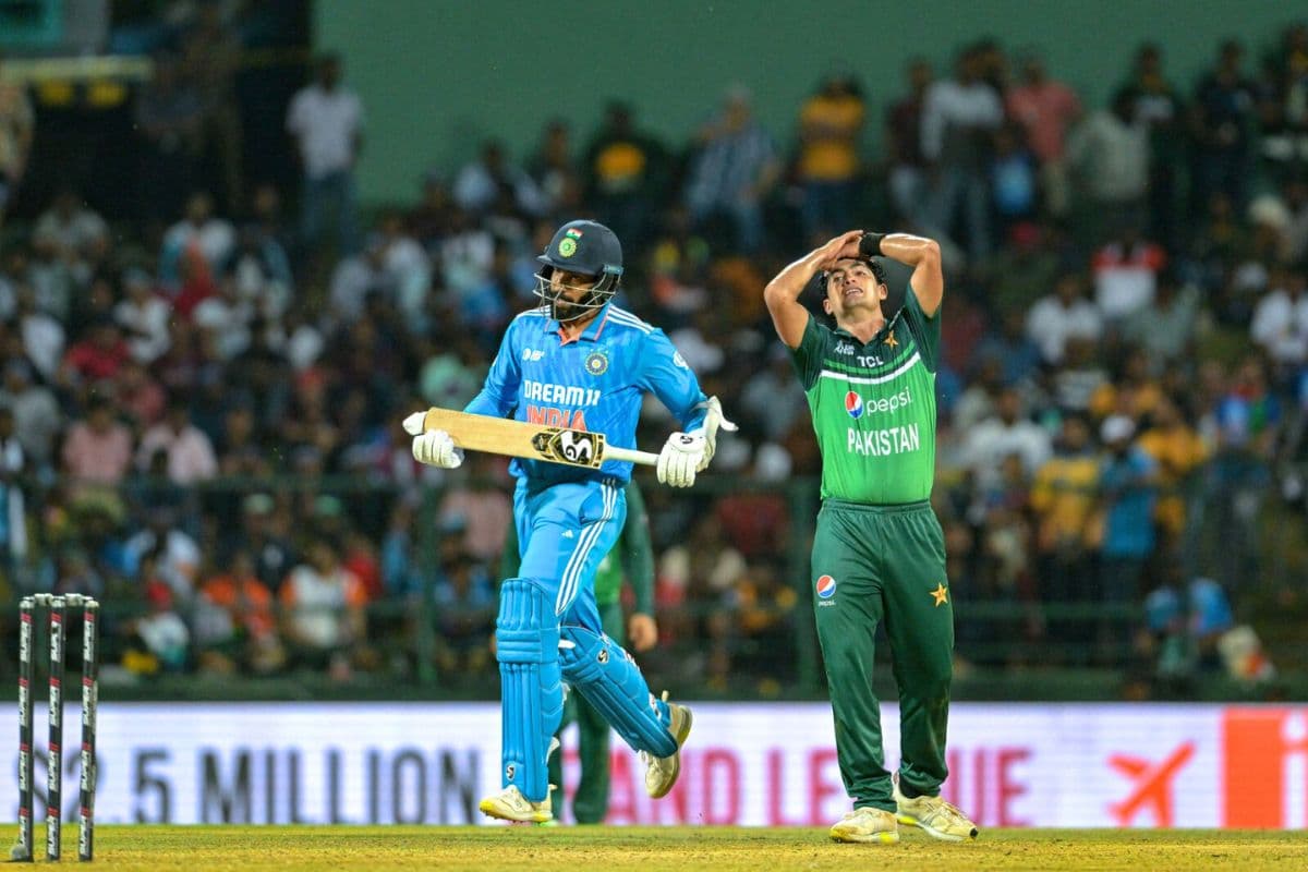 Asia Cup 2025: India vs Pakistan मैच की टिकट बिक्री सुस्त, रोहित-विराट की गैरमौजूदगी और महंगे दाम पर सवाल