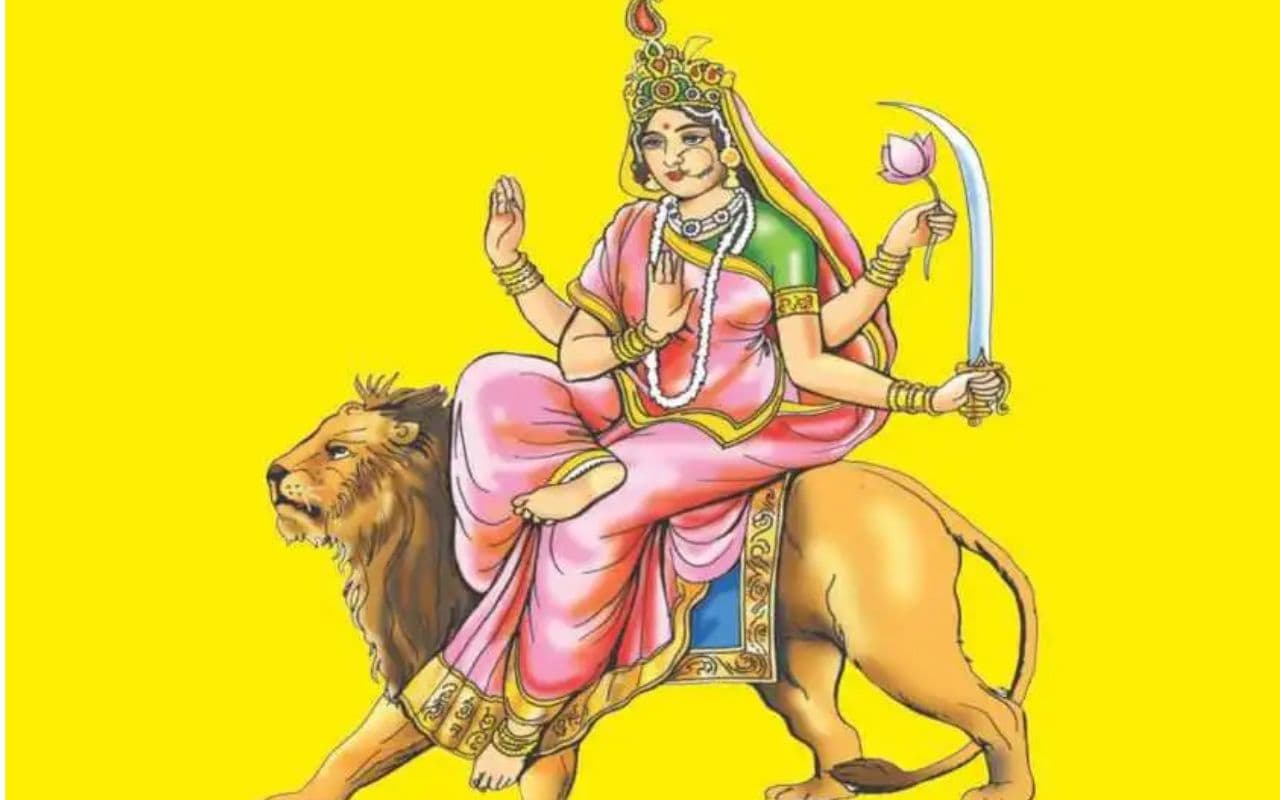 Maa Katyayini, Shardiya Navratri Day 6 Colour: मां कात्यायनी की पूजा में है इस रंग का महत्व