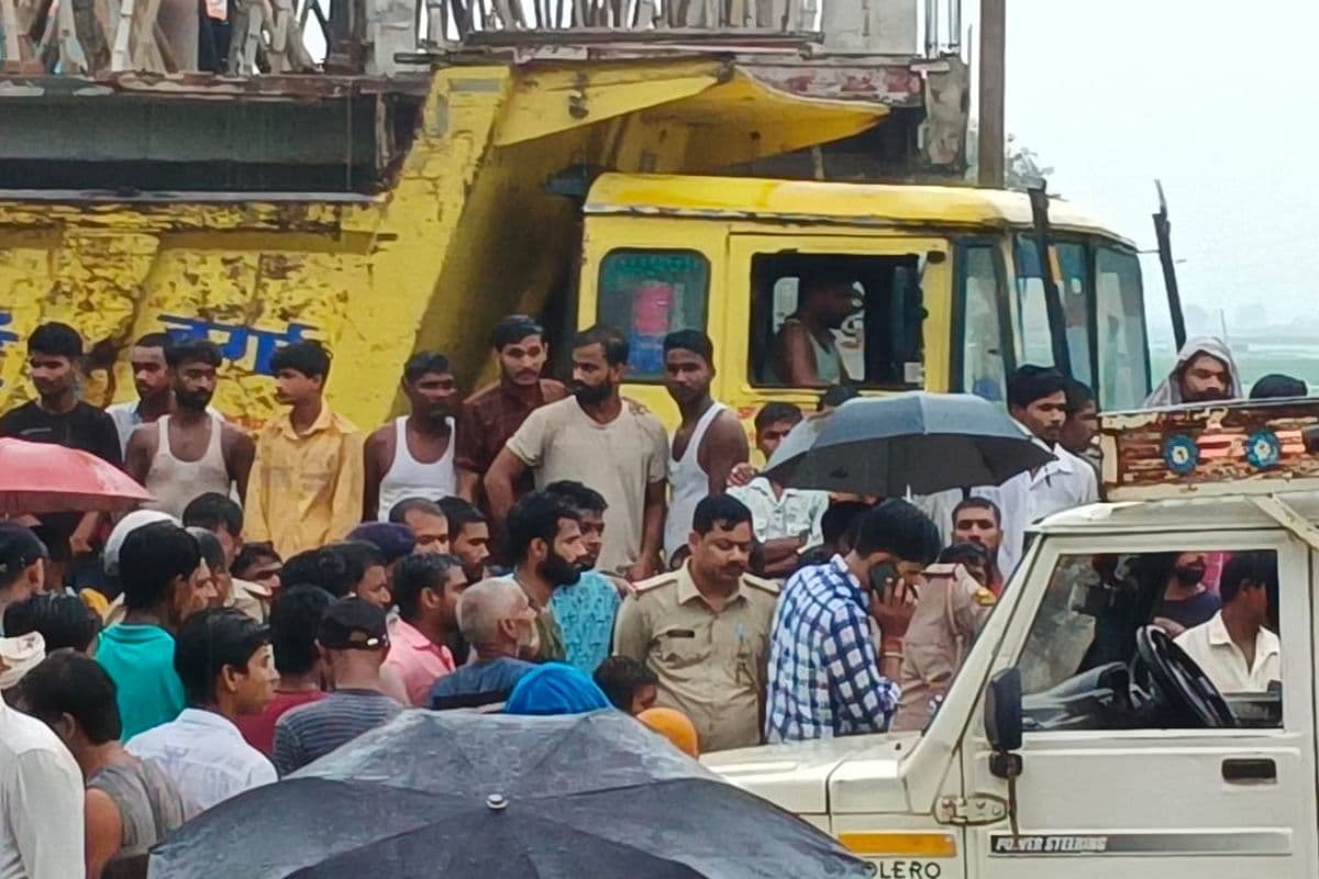 जितिया के दिन दो बेटे की मौत, पटना–गया रोड पर दर्दनाक सड़क हादसा, मां बेहोश, पिता बदहवास