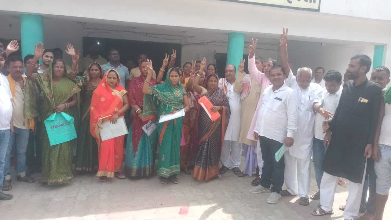 प्रखंड प्रमुख पर अविश्वास प्रस्ताव पारित, 19 सदस्यों में 16 सदस्यों ने विरोध में किया मतदान