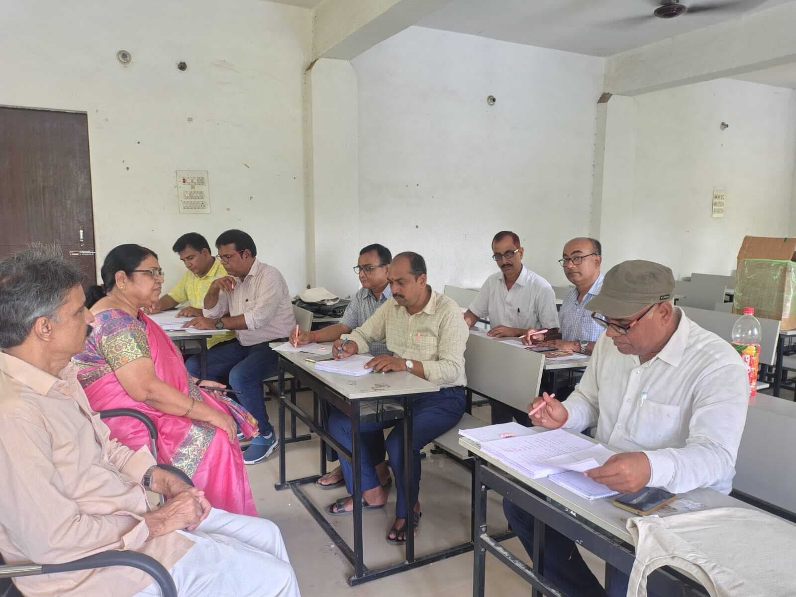 दो से तीन सप्ताह के अंतराल में एक भाषा हो रही लुप्त : डॉ ऊषा सिन्हा