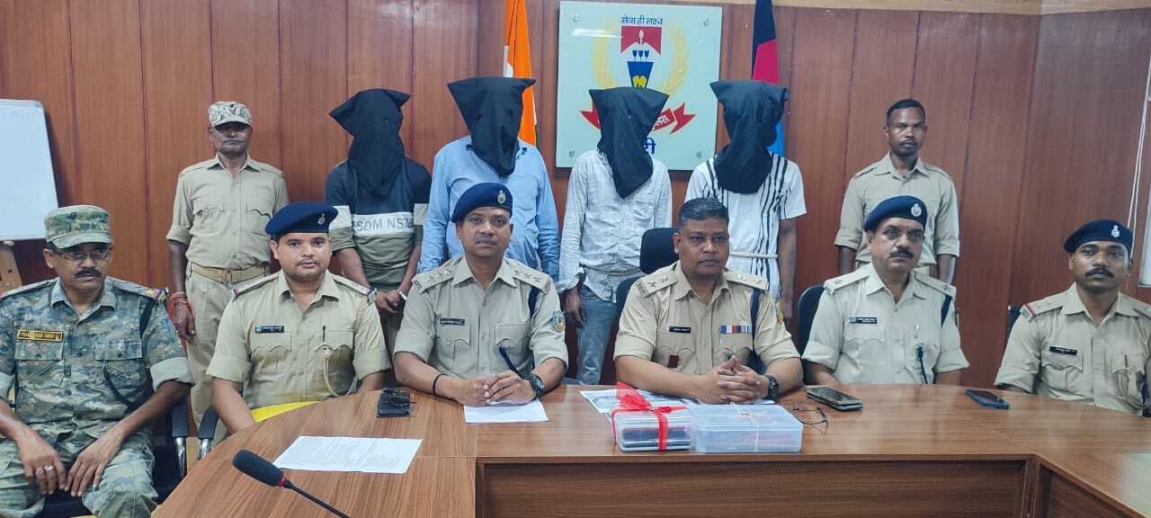 बैटरी चोरी करनेवाले गिरोह के चार धराये