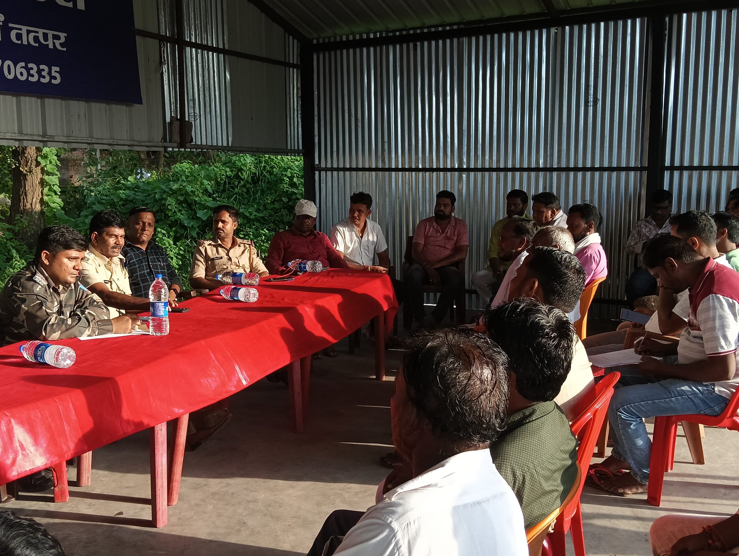 Giridih News: ईद-ए-मिलादुन्नबी को लेकर शांति समिति की बैठक