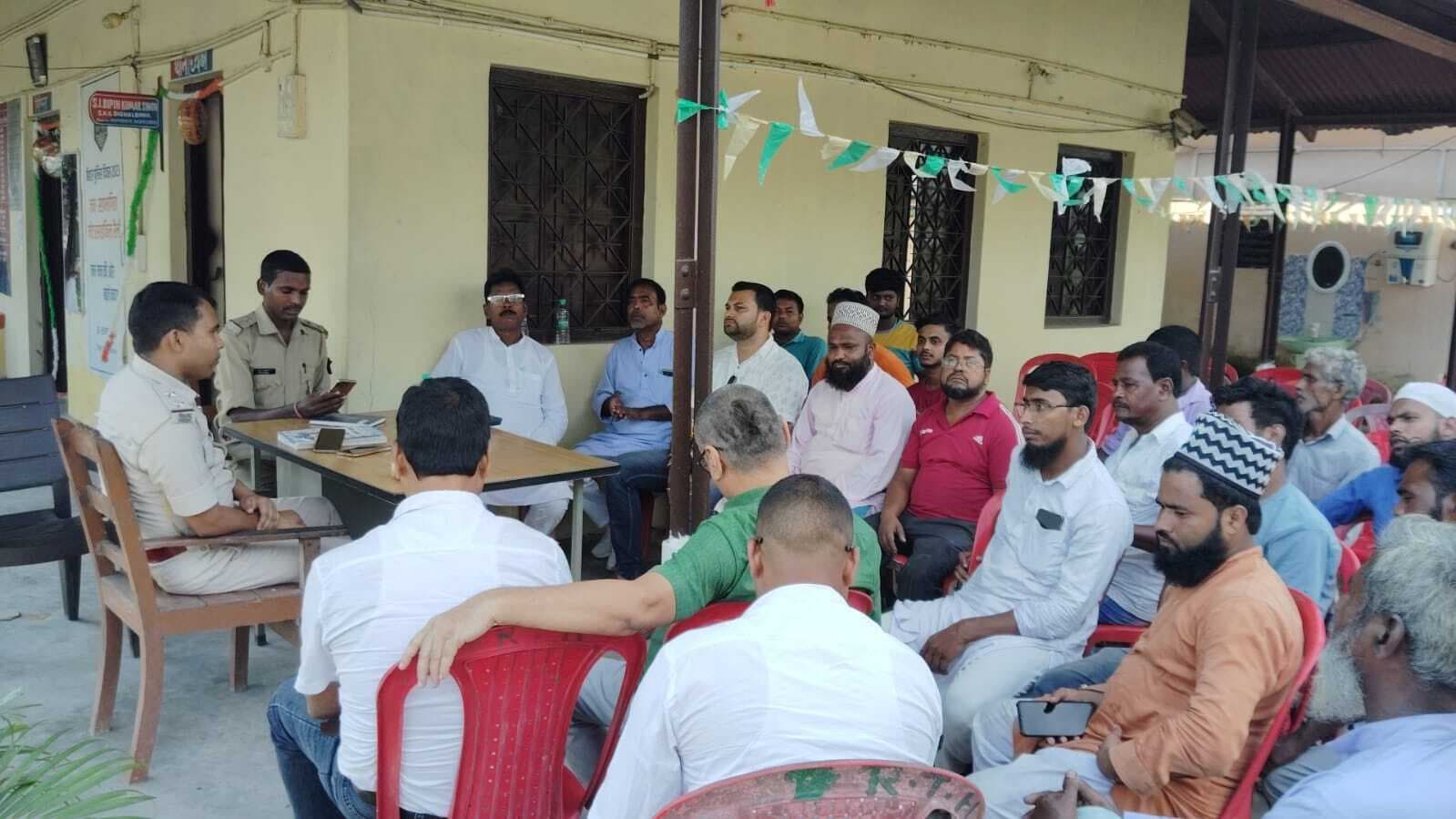 दिघलबैंक थाना में शांति समिति की बैठक आयोजित