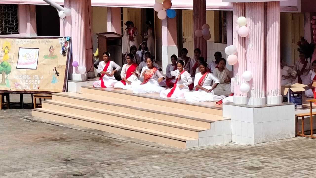 हर बच्चा होता है विशिष्ट, निखारने का दायित्व निभाते हैं शिक्षक