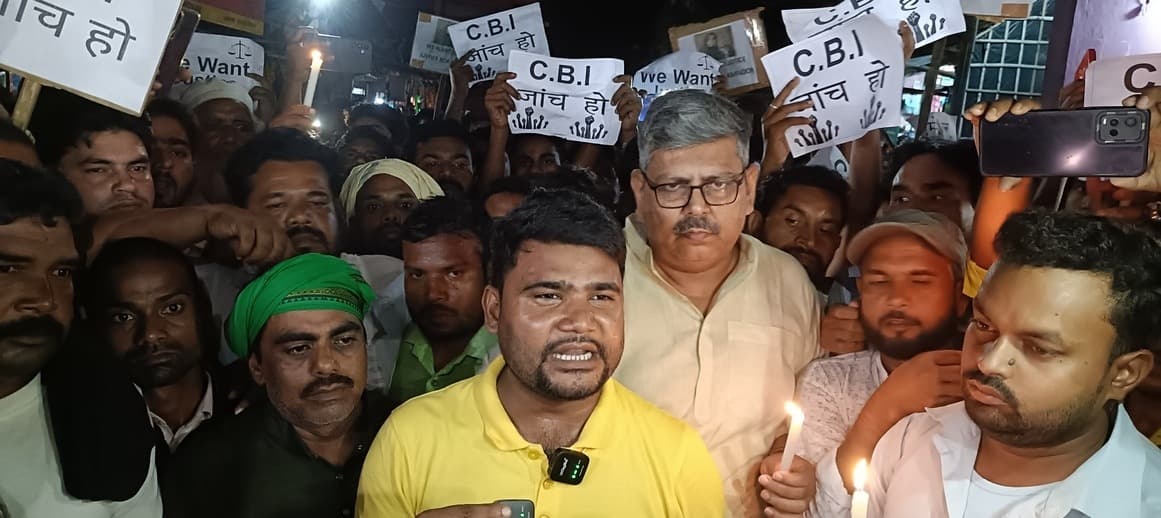 कसबा गांव की छात्रा की संदिग्ध मौत पर बसंतराय में सैकड़ों ने निकाला कैंडल मार्च