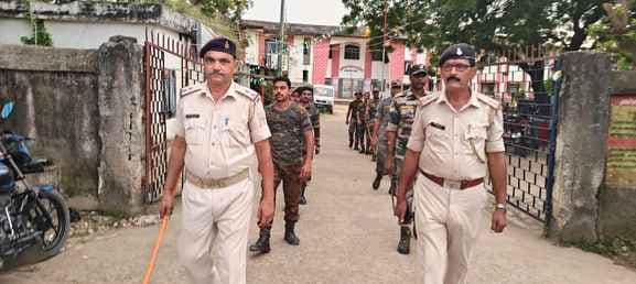 ईद-ए-मिलाद-उन-नबी को लेकर बसंतराय व मेहरमा में फ्लैग मार्च