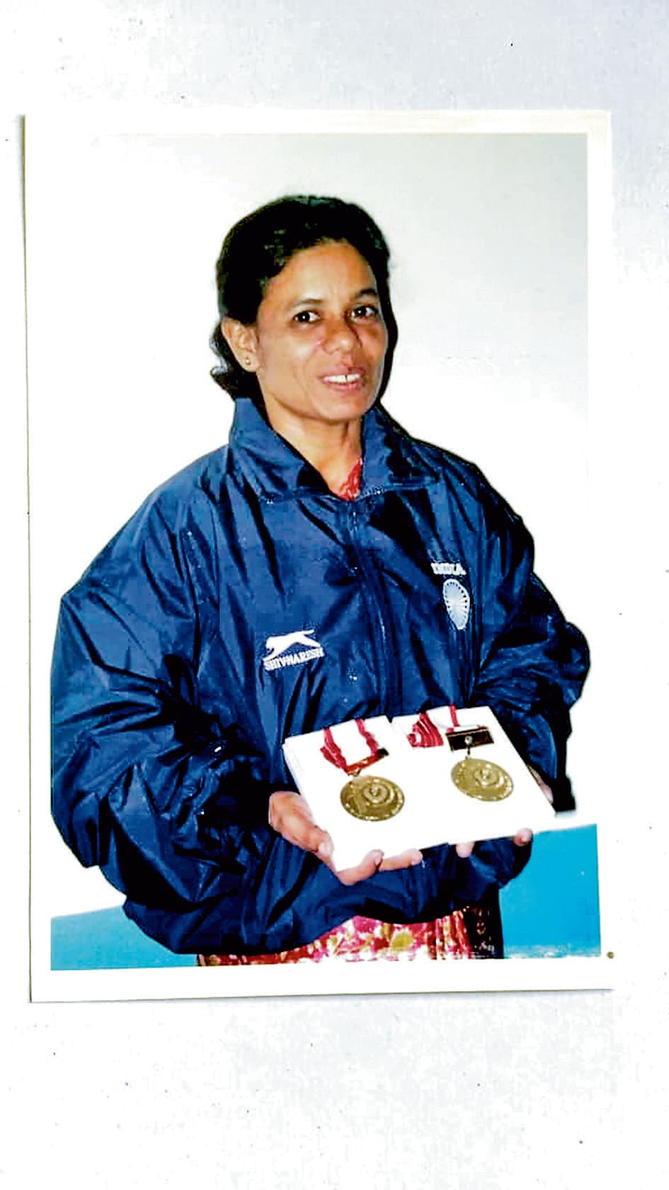 सेवानिवृत्ति के बाद भी शिक्षा का अलख जगाये हुए हैं शिखा