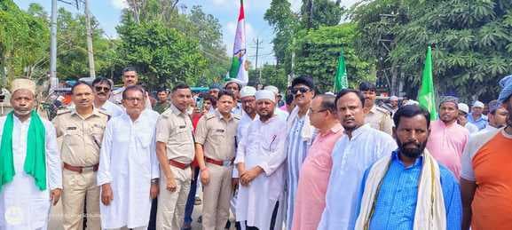 धूमधाम से निकला ईद-ए-मिलादुन्नबी का जुलूस, शांति, भाईचारे और समता का दिया गया संदेश