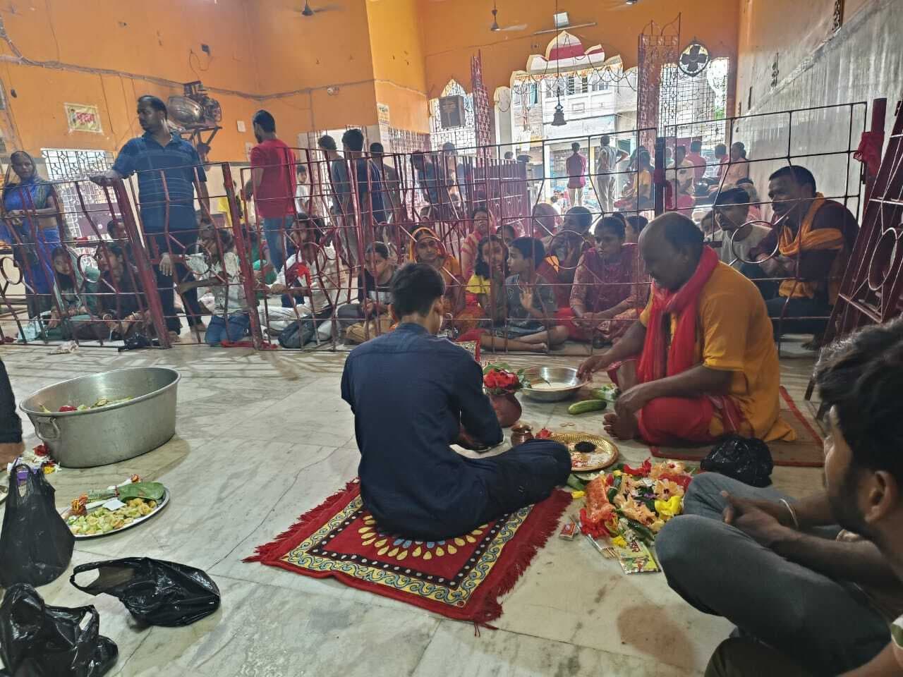 उत्साह व भक्ति का माहौल में मना अनंत पूजा