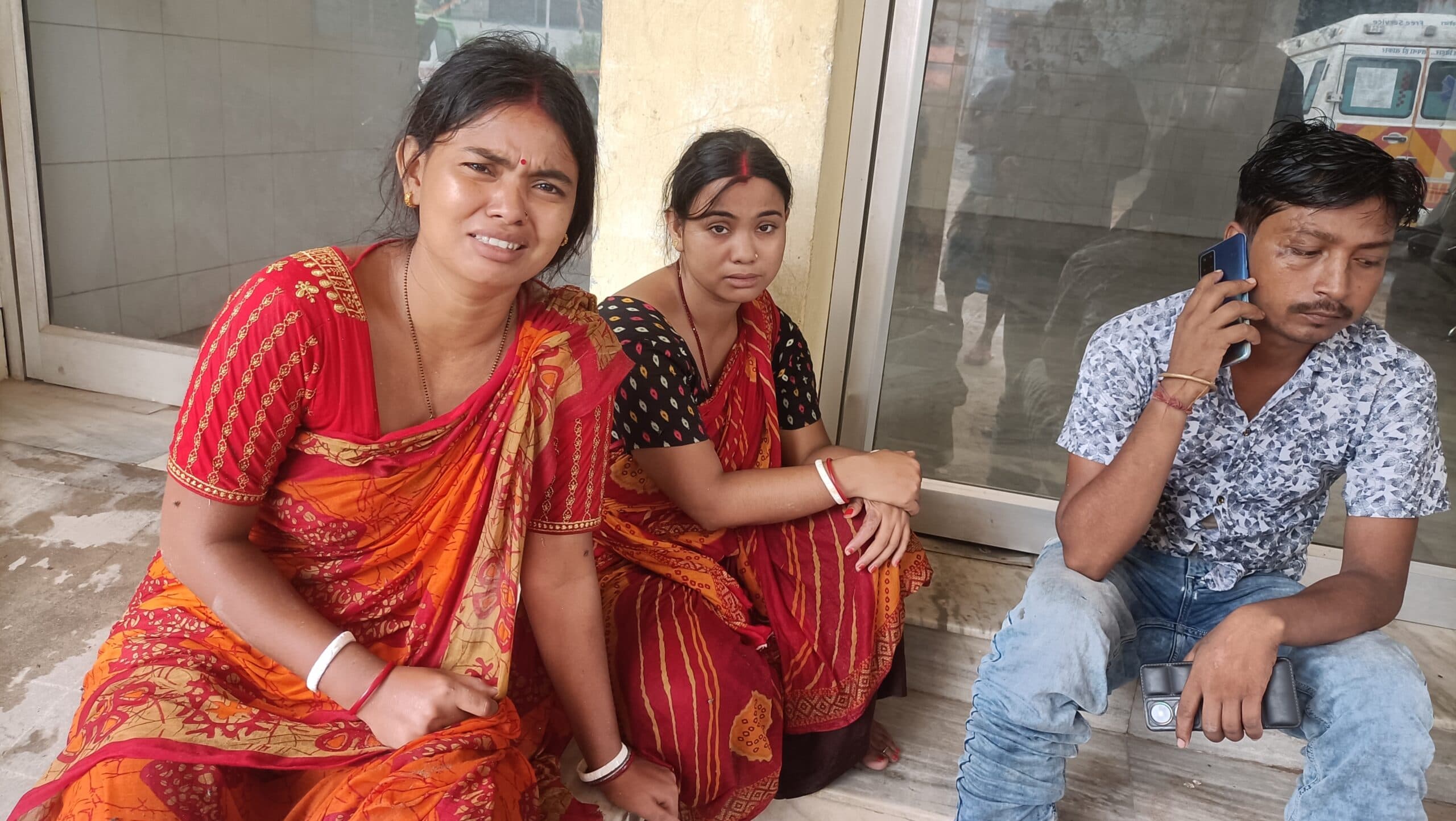 महिला का शव फांसी के फंदे से मिला लटका, हत्या का आरोप