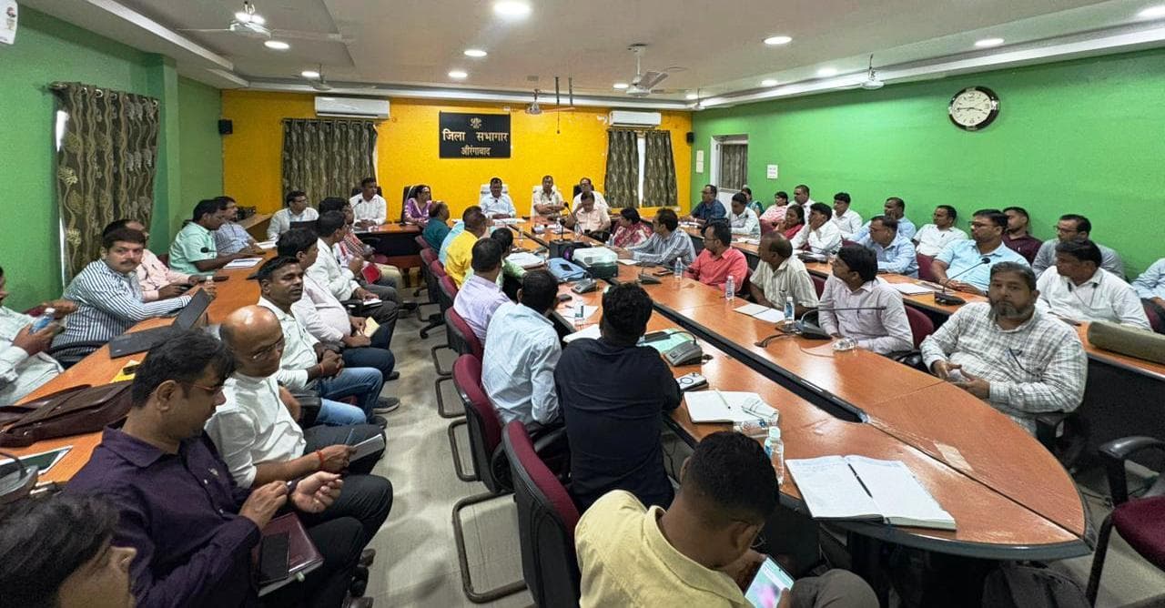 अवैध अल्ट्रासाउंड व क्लिनिकों पर करें कार्रवाई : डीएम