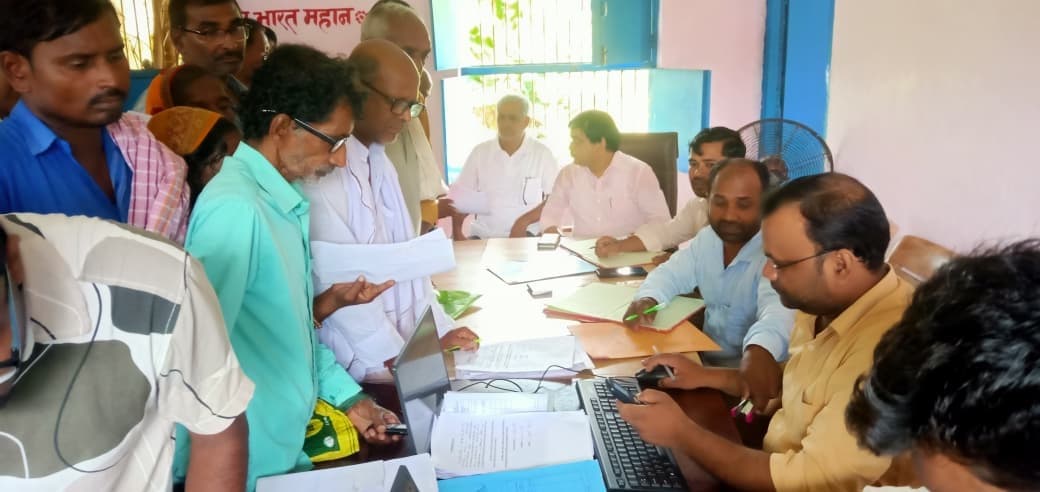 शिविर में जमीन संबंधी विसंगतियों के संदर्भ में प्राप्त किये गये आवेदन