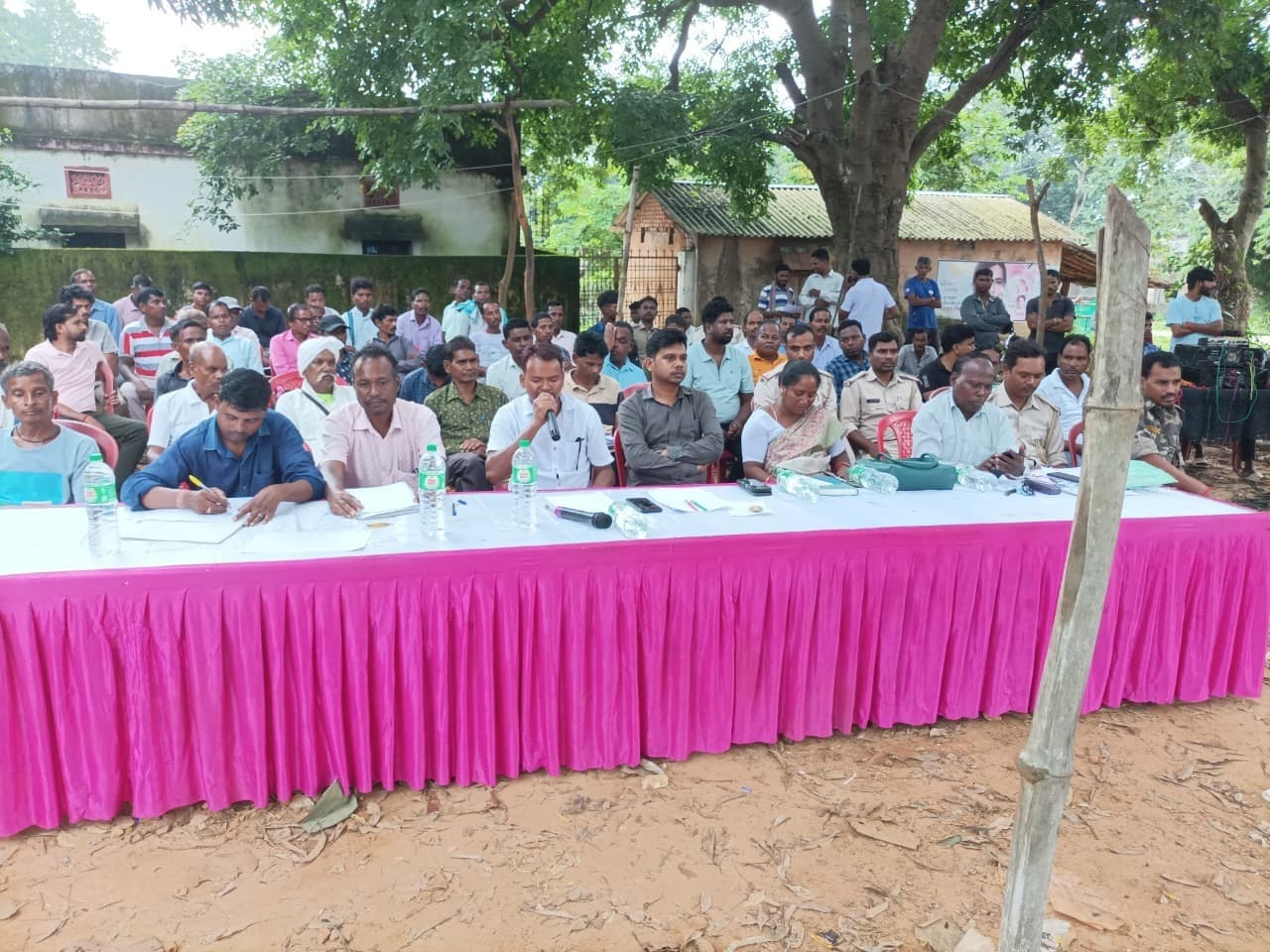 हाथी के हमले से मौत पर परिजन को सरकारी नौकरी देने की मांग