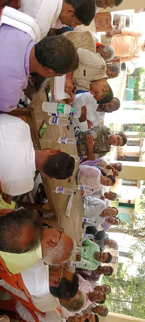 सोनारायठाढ़ी : शांति समिति की बैठक में सुलझाया गया दो समुदायों के बीच का विवाद