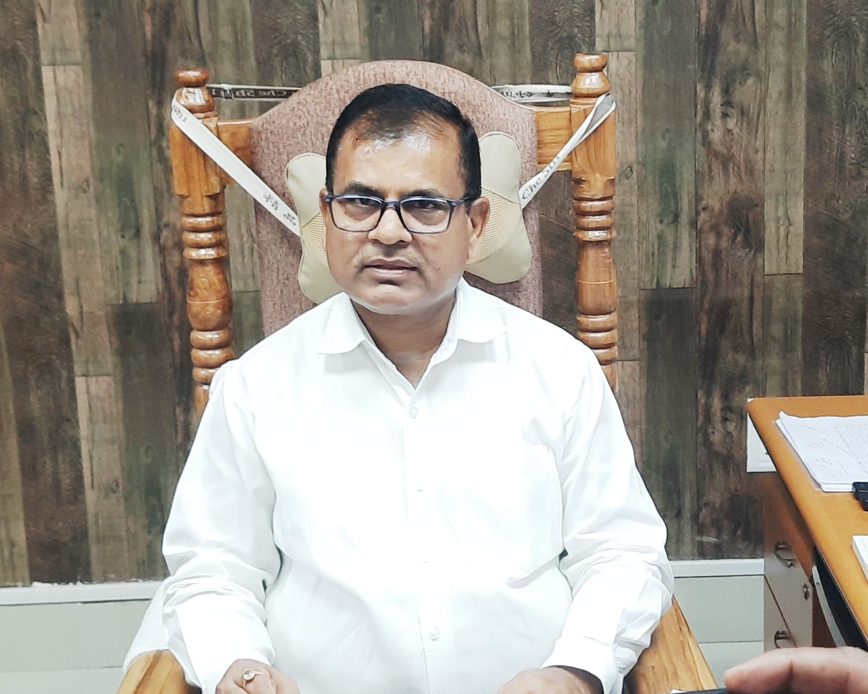 मुख्यमंत्री महिला रोजगार योजना से महिलाएं बनेंगी स्वावलंबी : डीएम