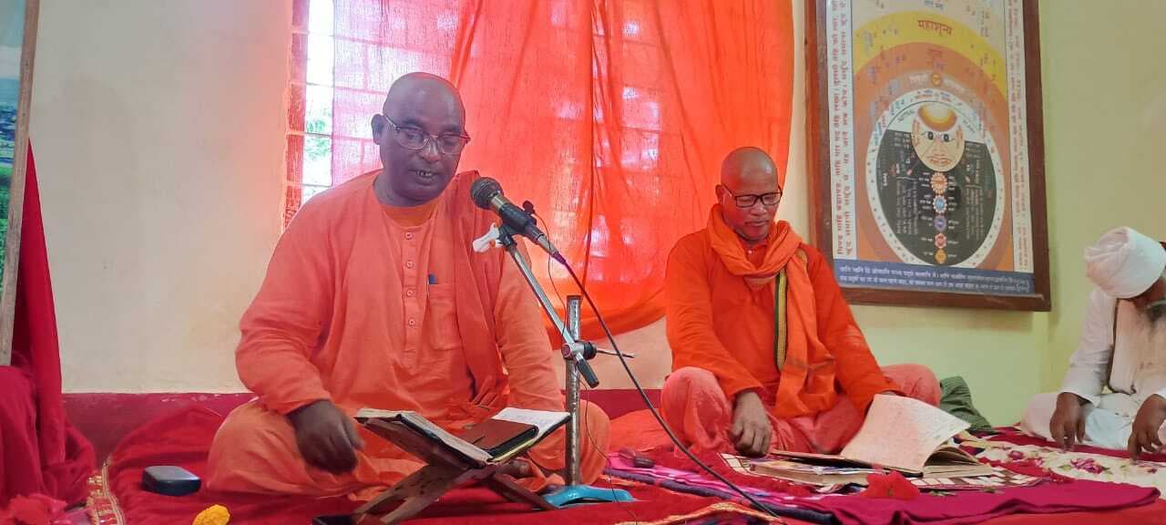 सच्चे मन से भगवान का सुमिरन करें : स्वामी गंगाधर